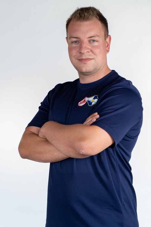 Erik Tschernich